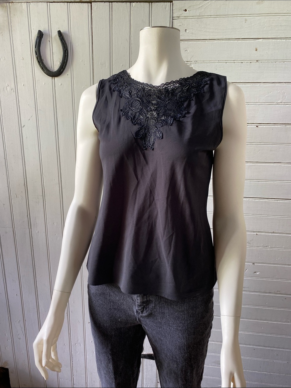 Lace-Trim Black Sleeveless Camisole